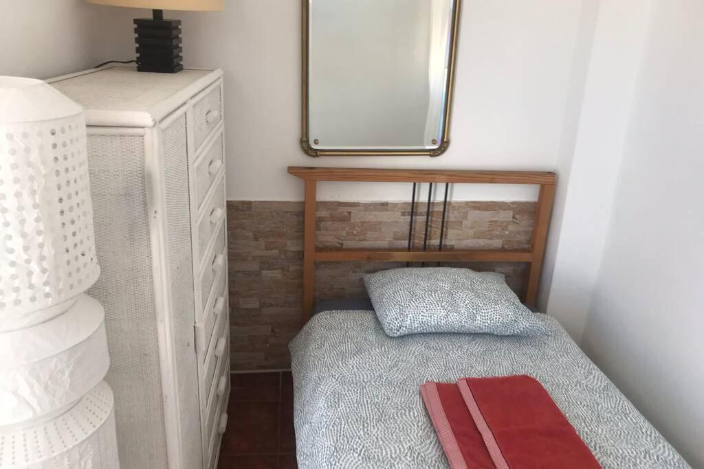 Apartamento Con Azotea Privada Para Parejas Y Familias Conil De La Frontera Ngoại thất bức ảnh